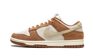Dunk Low Medium Curry